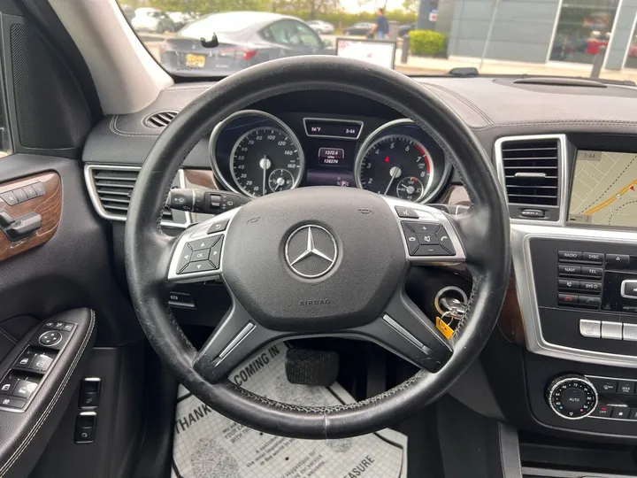 Black, 2015 Mercedes-Benz GL-Class Image 28