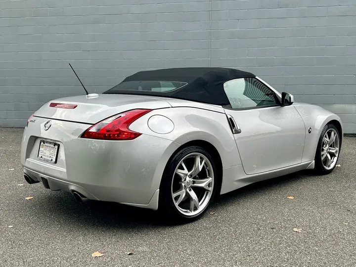 Silver, 2012 Nissan 370Z Image 6