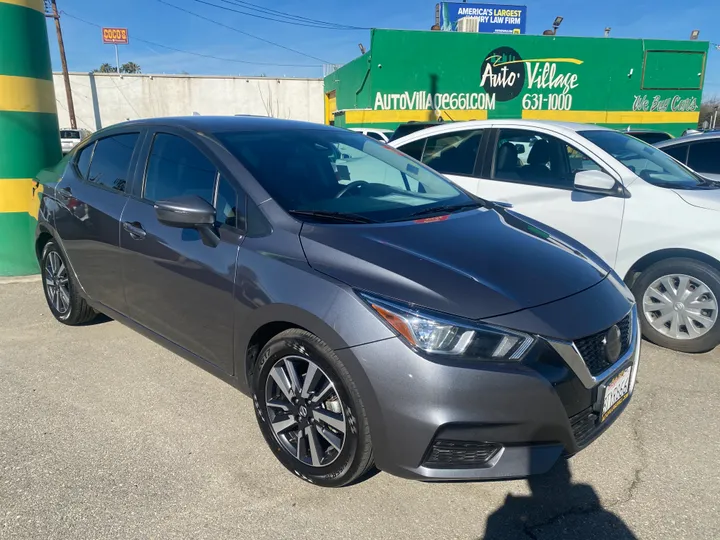 GRAY, 2021 NISSAN VERSA Image 3