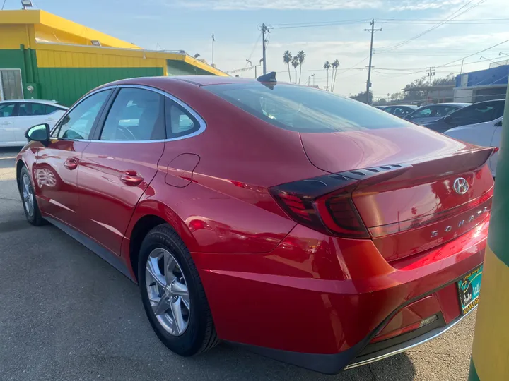 RED, 2021 HYUNDAI SONATA Image 6