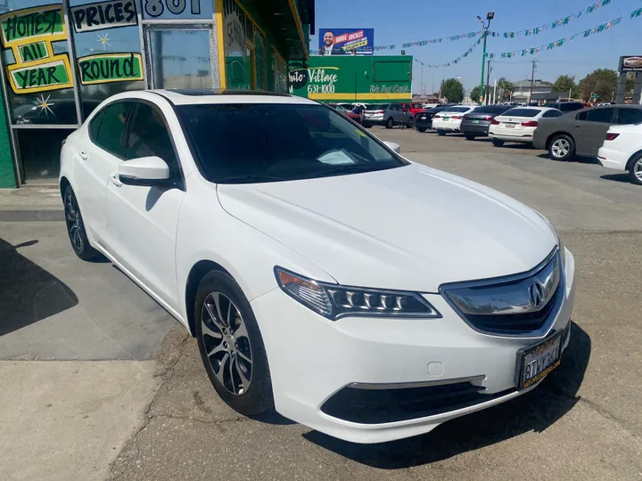 WHITE, 2017 ACURA TLX Image 3