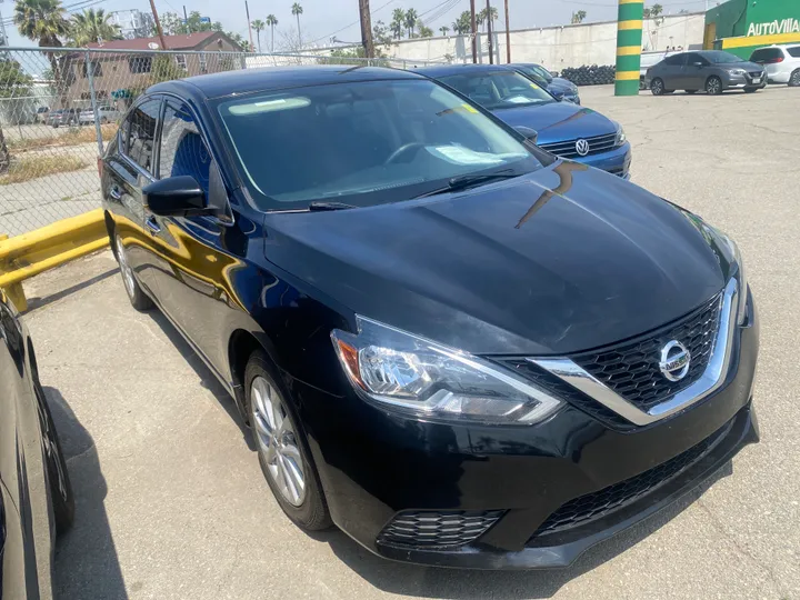 BLACK, 2019 NISSAN SENTRA Image 3