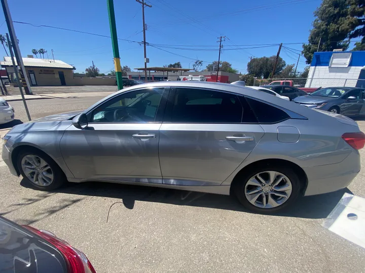 SILVER, 2019 HONDA ACCORD Image 8