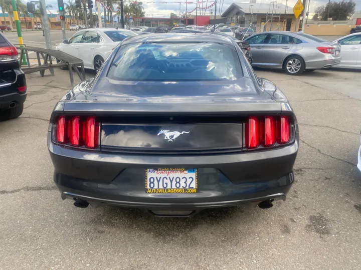 GRAY, 2016 FORD MUSTANG Image 6