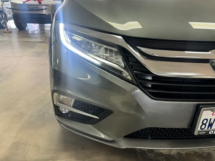 GRAY, 2018 HONDA ODYSSEY Image 3