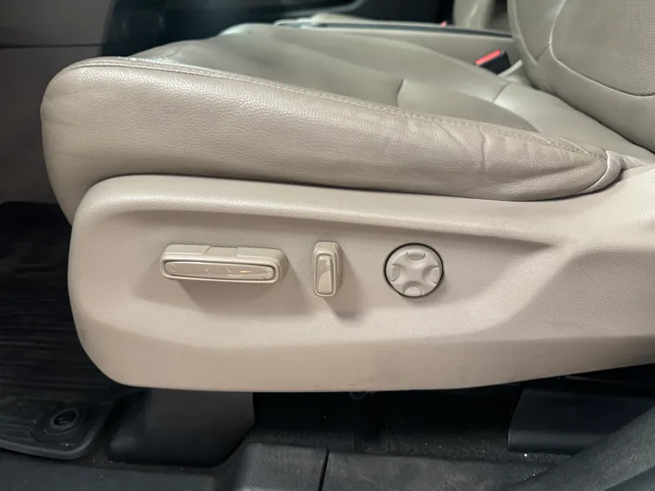 GRAY, 2018 HONDA ODYSSEY Image 21