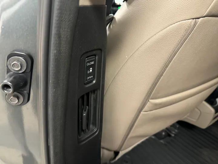 GRAY, 2018 HONDA ODYSSEY Image 45