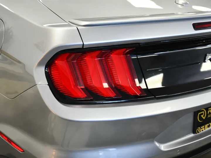 SILVER, 2022 FORD MUSTANG Image 11