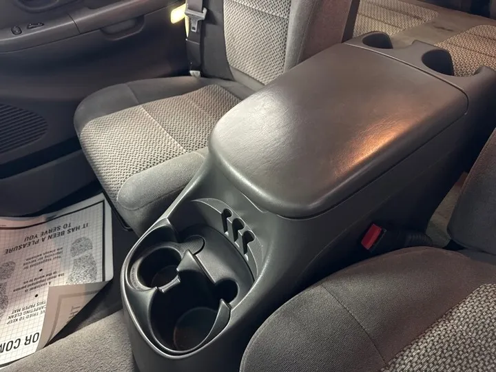 BLACK, 2002 FORD F-150 Image 14