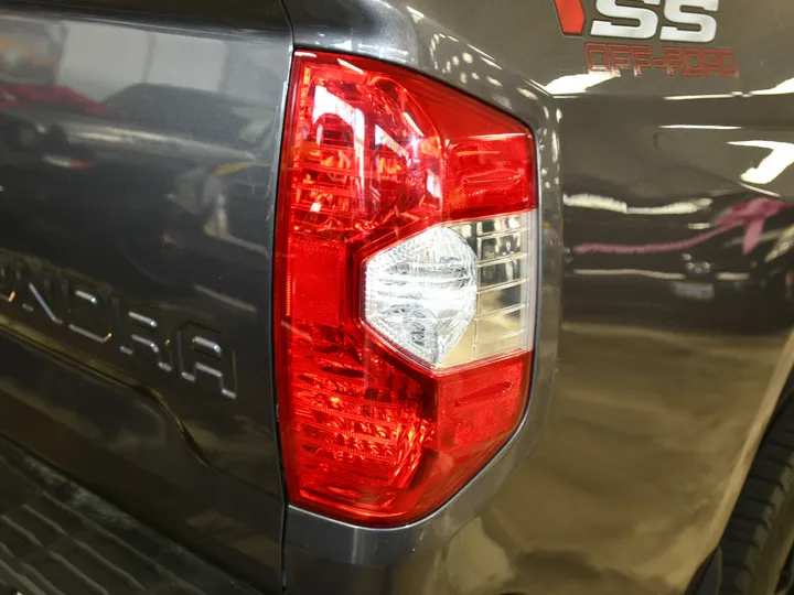 GREY, 2020 TOYOTA TUNDRA DOUBLE CAB Image 11