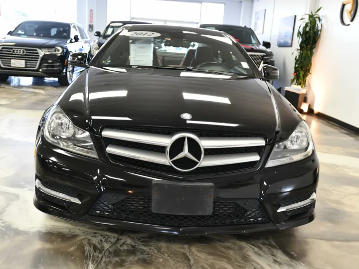 BLACK, 2012 MERCEDES-BENZ C-CLASS Image 2