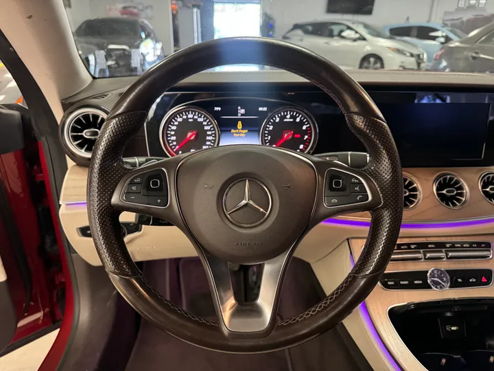 RED, 2018 MERCEDES-BENZ E-CLASS Image 19