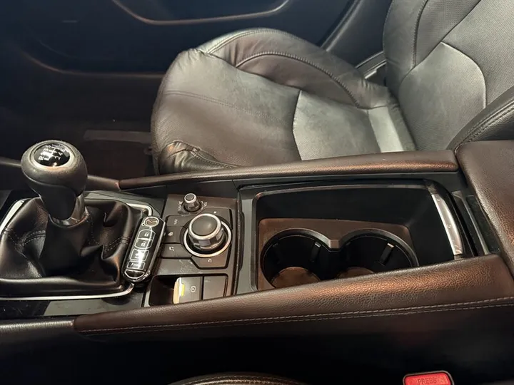 GRAY, 2018 MAZDA MAZDA3 Image 13