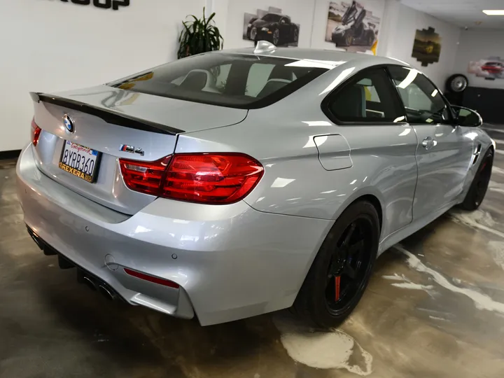 SILVER, 2015 BMW M4 Image 12