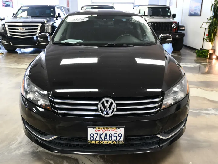 BLACK, 2014 VOLKSWAGEN PASSAT Image 2