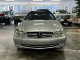 SILVER, 2005 MERCEDES-BENZ CLK-CLASS Thumnail Image 2