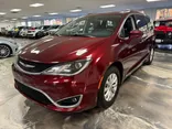 BURGUNDY, 2019 CHRYSLER PACIFICA Thumnail Image 3