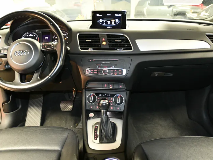 GRAY, 2017 AUDI Q3 Image 48