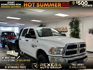 WHITE, 2018 RAM CHASSIS 3500 Image 