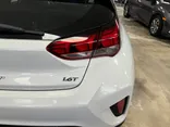 WHITE, 2019 HYUNDAI VELOSTER Thumnail Image 12