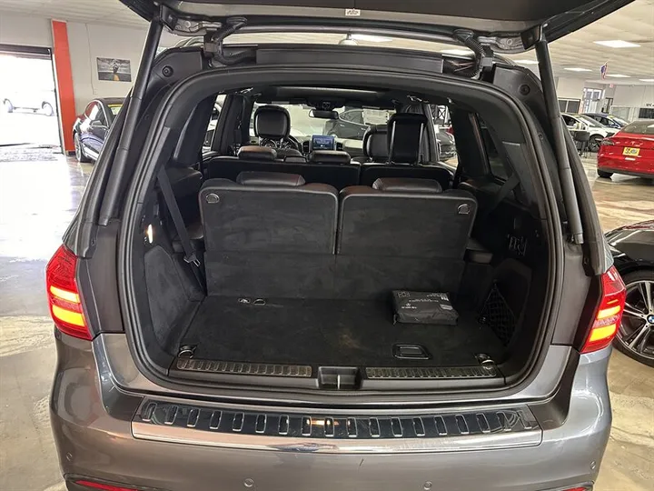 GRAY, 2019 MERCEDES-BENZ GLS Image 21