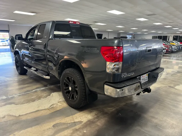 GRAY, 2007 TOYOTA TUNDRA DOUBLE CAB Image 9