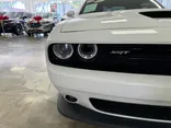 WHITE, 2015 DODGE CHALLENGER Thumnail Image 6