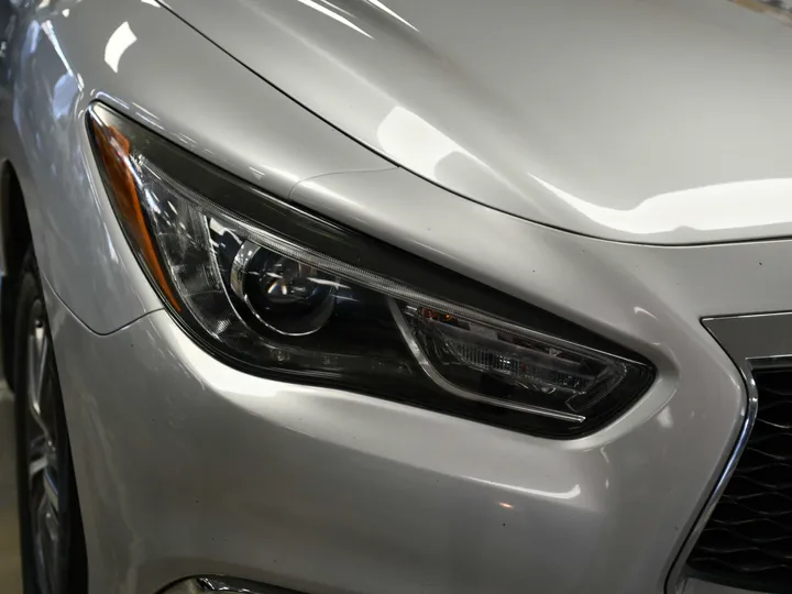 SILVER, 2019 INFINITI QX60 Image 3