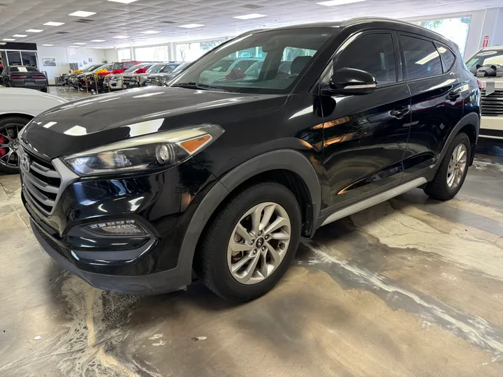 BLACK, 2018 HYUNDAI TUCSON Image 3