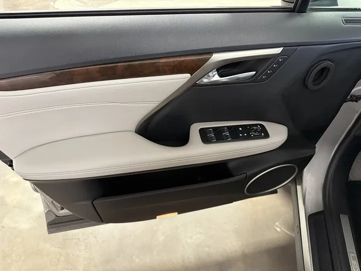 SILVER, 2018 LEXUS RX Image 12