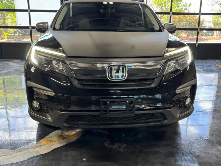 BLACK, 2019 HONDA PILOT Image 3