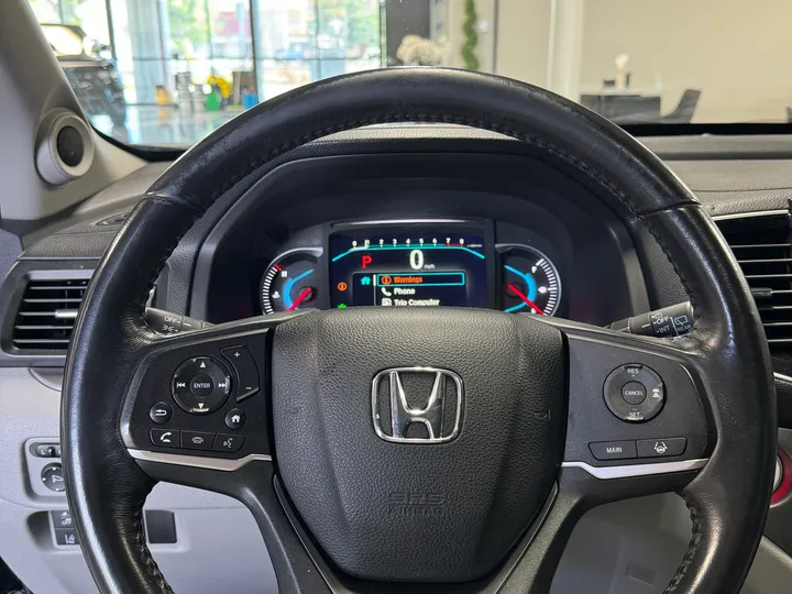 BLACK, 2019 HONDA PILOT Image 15