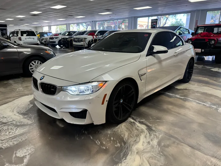 WHITE, 2015 BMW M4 Image 3