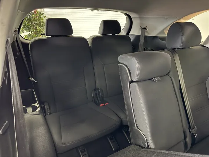 BLACK, 2019 KIA SORENTO Image 27