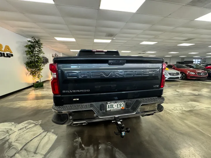 GRAY, 2019 CHEVROLET SILVERADO 1500 CREW CAB Image 13