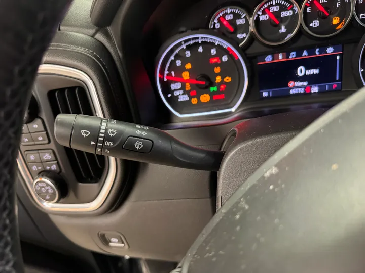 GRAY, 2019 CHEVROLET SILVERADO 1500 CREW CAB Image 24