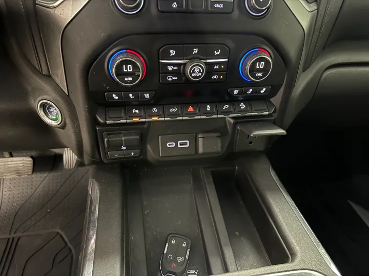 GRAY, 2019 CHEVROLET SILVERADO 1500 CREW CAB Image 26