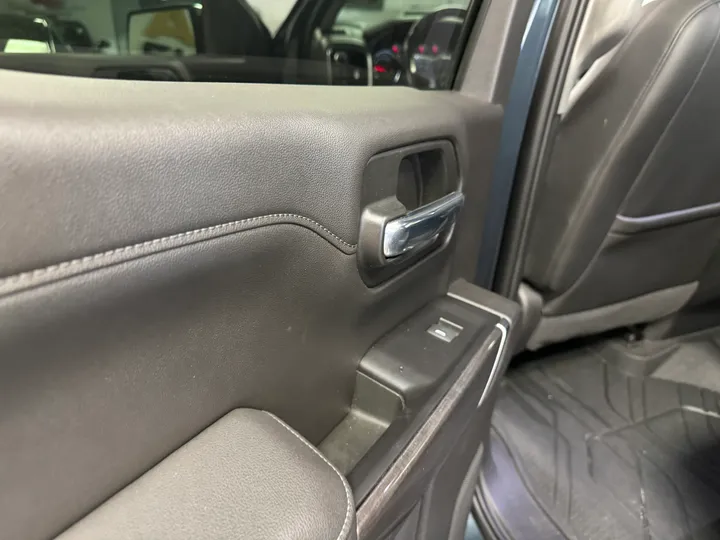 GRAY, 2019 CHEVROLET SILVERADO 1500 CREW CAB Image 36