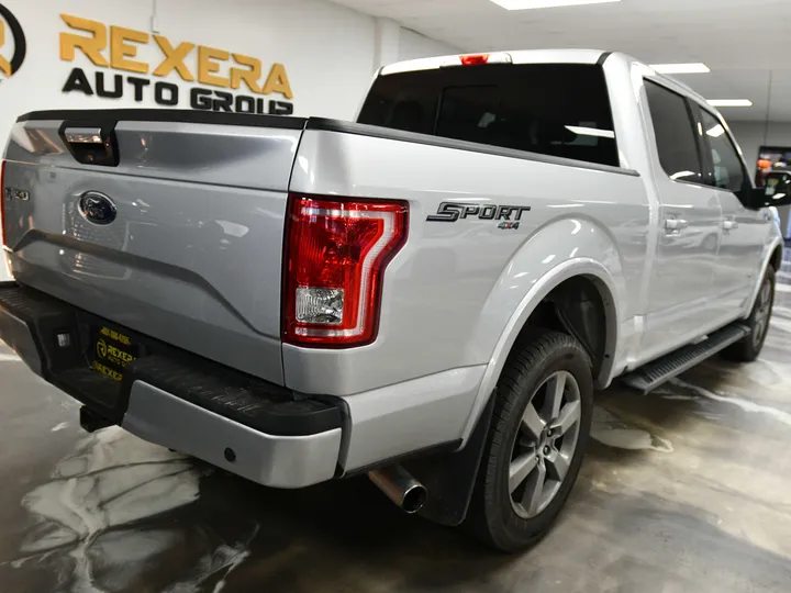 SILVER, 2017 FORD F150 SUPERCREW CAB Image 12