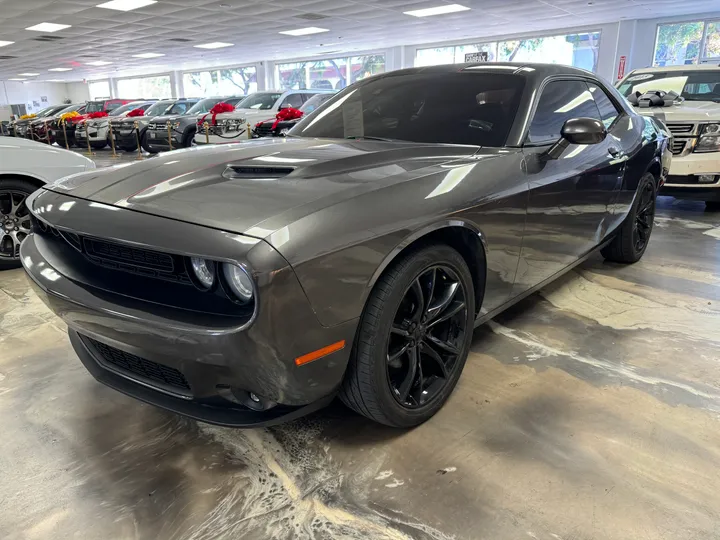 GRAY, 2016 DODGE CHALLENGER Image 3