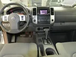 WHITE, 2018 NISSAN FRONTIER CREW CAB Thumnail Image 42