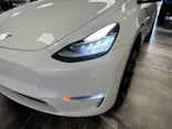 WHITE, 2020 TESLA MODEL Y Thumnail Image 4