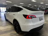 WHITE, 2020 TESLA MODEL Y Thumnail Image 8