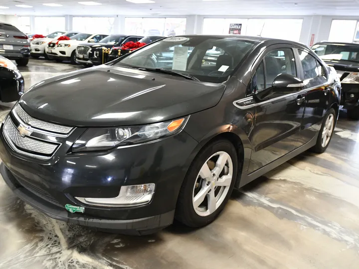 BLACK, 2015 CHEVROLET VOLT Image 5