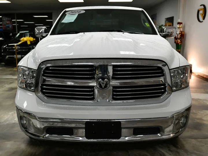 WHITE, 2016 RAM 1500 QUAD CAB Image 2