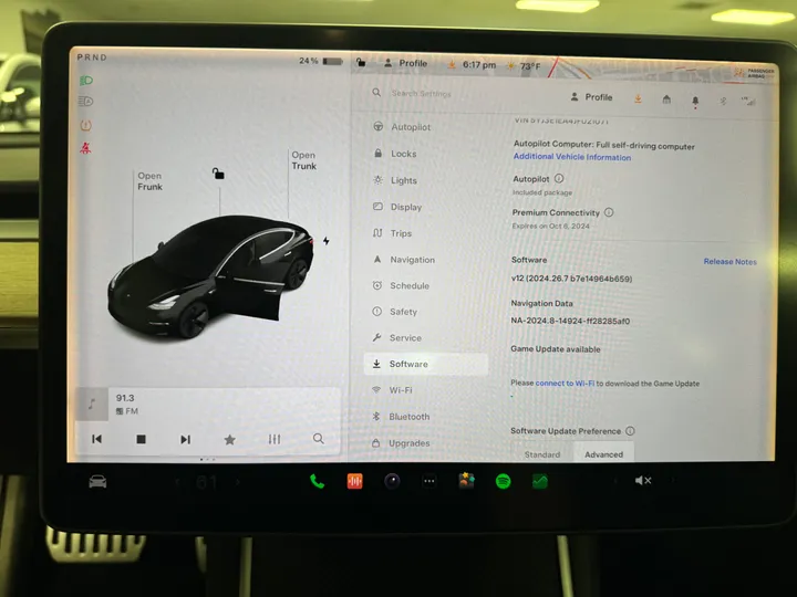 BLACK, 2018 TESLA MODEL 3 Image 21