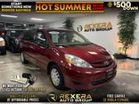 RED, 2010 TOYOTA SIENNA Thumnail Image 1