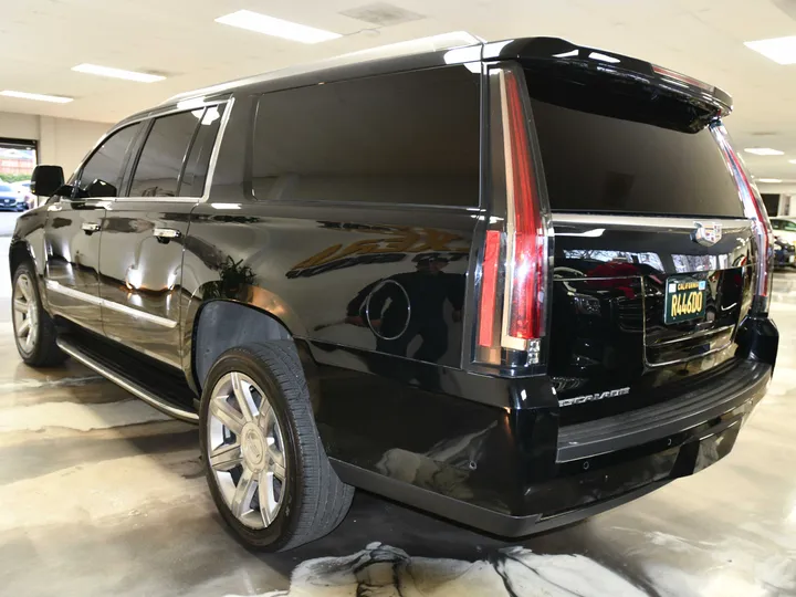 BLACK, 2018 CADILLAC ESCALADE ESV Image 8