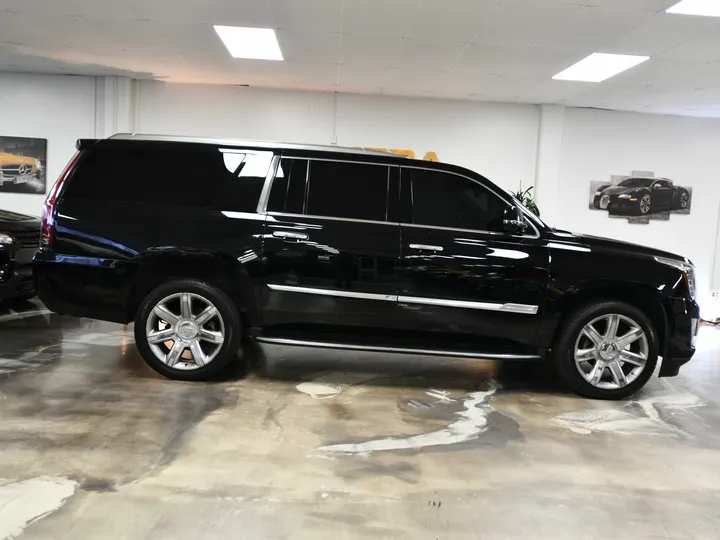 BLACK, 2018 CADILLAC ESCALADE ESV Image 13