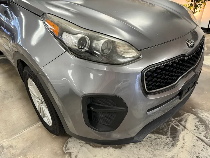 GRAY, 2017 KIA SPORTAGE Image 7